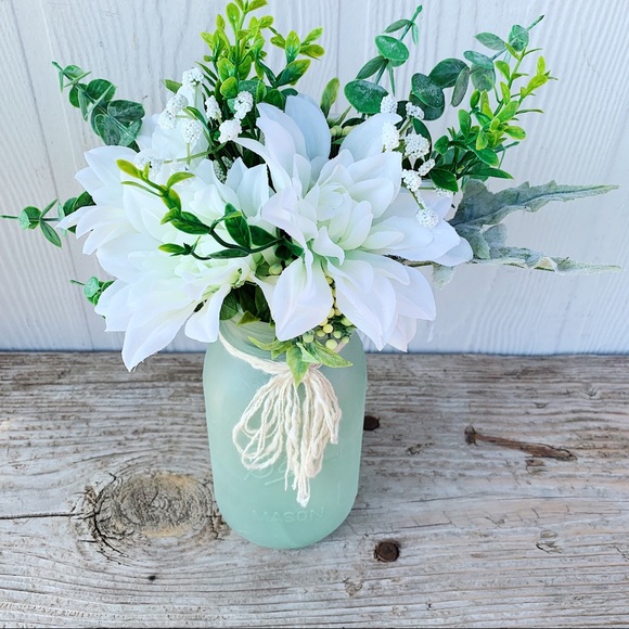 Other - Seaglass mason jar arrangement